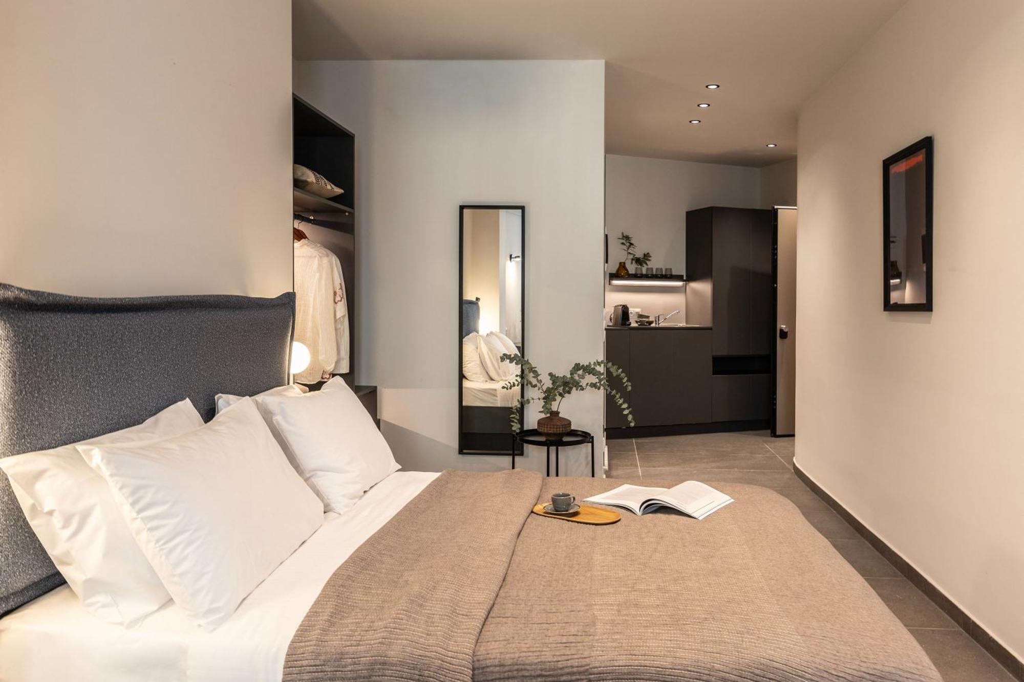 Celestial Athens Suites At Praxitelous Exterior foto